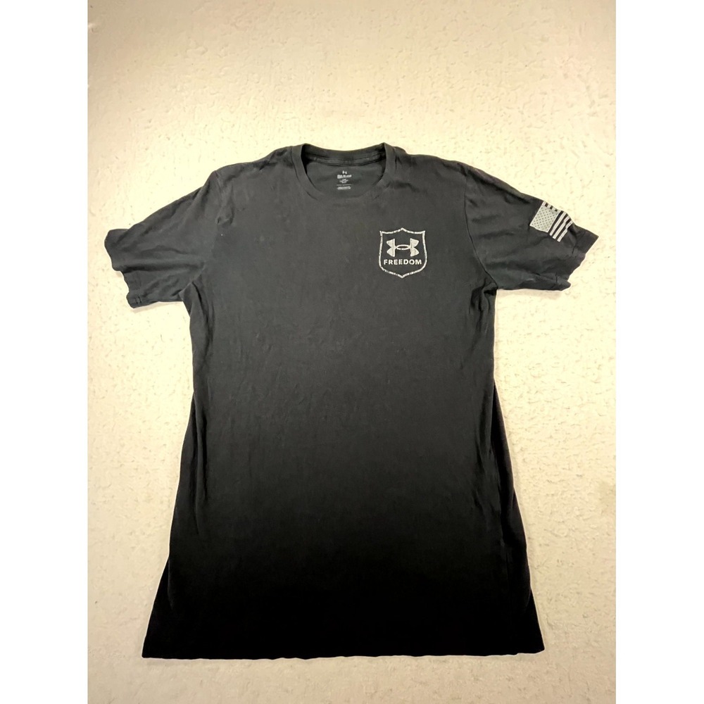 Under Armour T Shirt Mens Small Black Cotton Loose Freedom American Flag Graphic